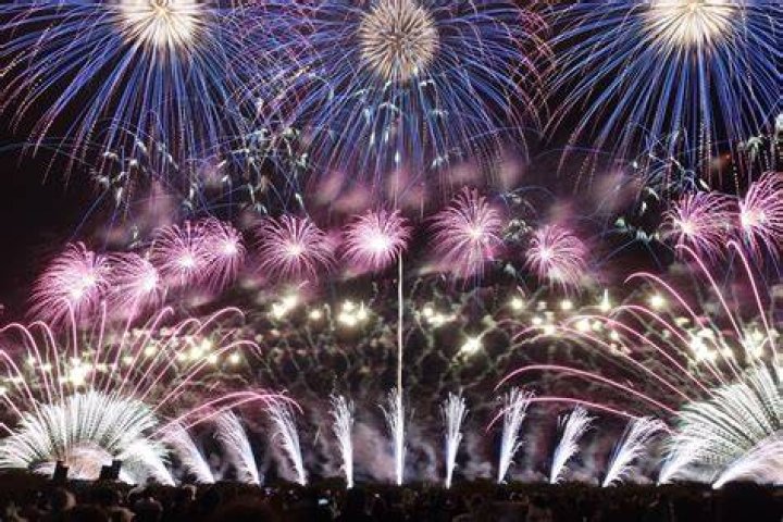 山形の花火大会ガイド｜見どころ・時期・有名会場・行き方